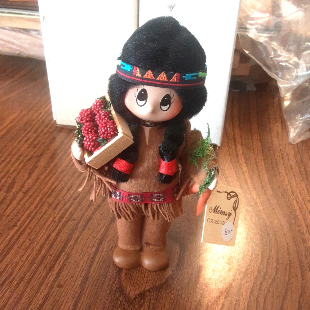 Vintage Mimsy Collectable Thanksgiving Indian Doll girl 1996